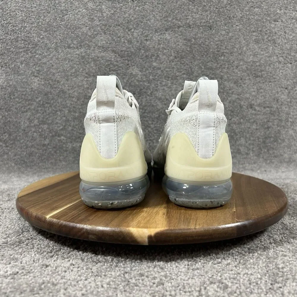 Nike Air VaporMax 2021 Flyknit DJ9975-001 Women’s Sz 8 White Gray Athletic Shoes